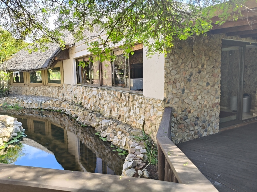 15 Bedroom Property for Sale in Kabeljauws Eastern Cape